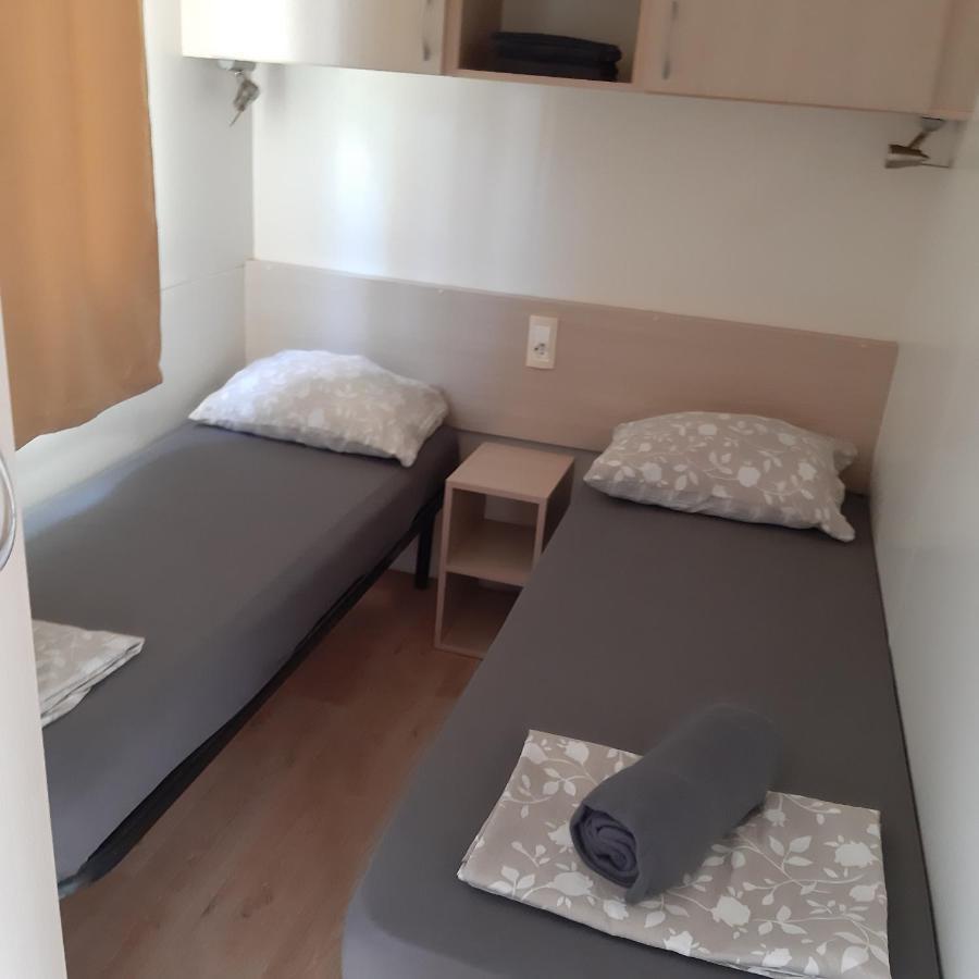 Grand Veles Camp Hotel Banjole Ngoại thất bức ảnh